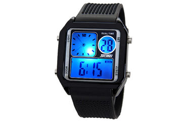 Το αναλογικό ρολόι ζωνών LCD EL Backlight PU, ανησυχεί ψηφιακό Wristwatches