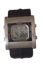 Πολλών χρήσεων ψηφιακή δόνηση Wristwatch γ-κλονισμού EL Backlight ρολογιών ορθογώνια