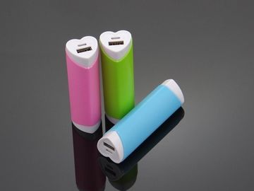 Φορητή τράπεζα δύναμης κραγιόν USB μορφής καρδιών για Iphone/Ipod, ζωηρόχρωμα