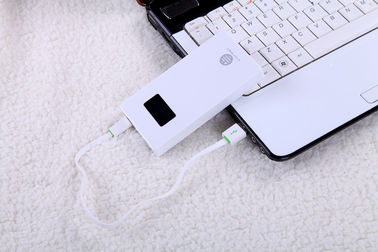 5000mAh φορητή τράπεζα δύναμης για τις κινητές συσκευές με το συνεχές ρεύμα παραγωγής επίδειξης LCD 5V 2.1A
