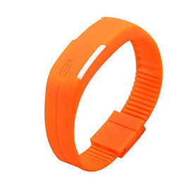 Ψηφιακό Wristwatch των οδηγήσεων σιλικόνης οθόνης αφής, οδηγημένο κόκκινο φως ψηφιακό Wristwatch
