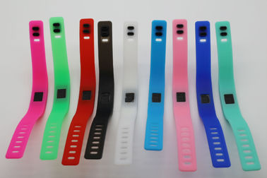 Λεπτό βραχιόλι των ψηφιακών οδηγήσεων Wristwatch των οδηγήσεων χρώματος καραμελών έξυπνων για την προώθηση