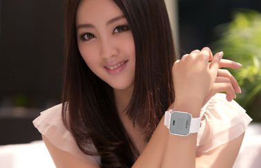 Wristwatch των ρόδινων ψηφιακών ρολογιών Wommens ABS οδηγήσεων υπόθεσης 1 νερό του ATM ανθεκτικό