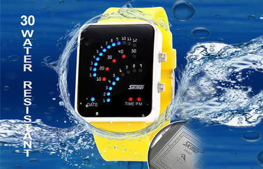 Μαύρη περίπτωση κραμάτων Wristwatch 12/24 οδηγήσεων ώρας ψηφιακή για εφηβικό