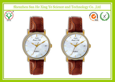Χαλαζίας Movt Wristwatch Ιαπωνία ατόμων ζελατίνας πολυτέλειας διαμαντιών με το καφετί λουρί