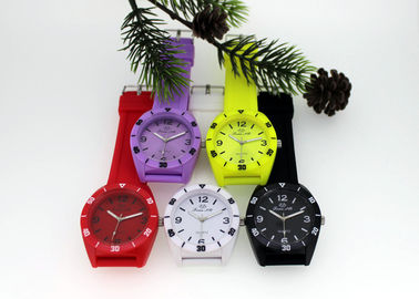 39MM Χ εφηβικό Ιαπωνία ρολόι χαλαζία Κινήματος 39 ΚΚ με το λουρί σιλικόνης