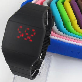 Κίτρινη οθόνη αφής των ψηφιακών οδηγήσεων Wristband αθλητικής σιλικόνης των ανδρών/των γυναικών